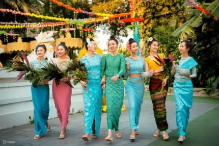 Shenzhen Jinxiuhua Folk Culture Village Tickets